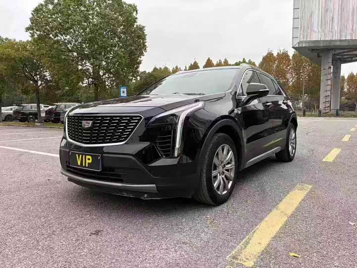 Фото 1 - Cadillac XT4