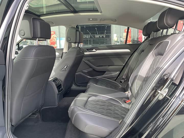 Фото 6 - Volkswagen Magotan GTE Hybrid