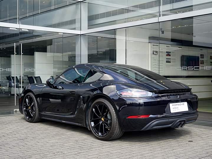 Photo 4 - Porsche 718