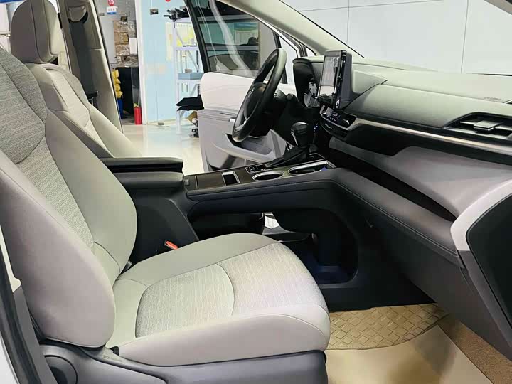 Toyota Sienna 2021 2021款 2.5L混动 舒适版