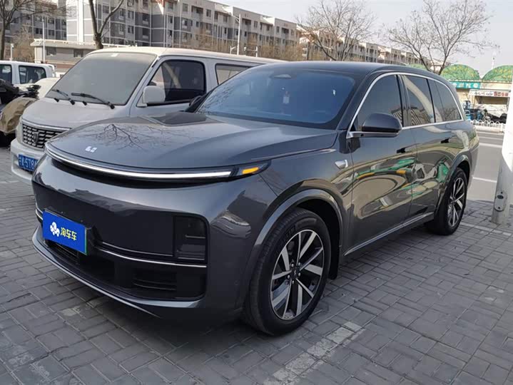 Фото 1 - LiXiang L8