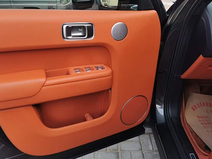 Фото 7 - LiXiang L8