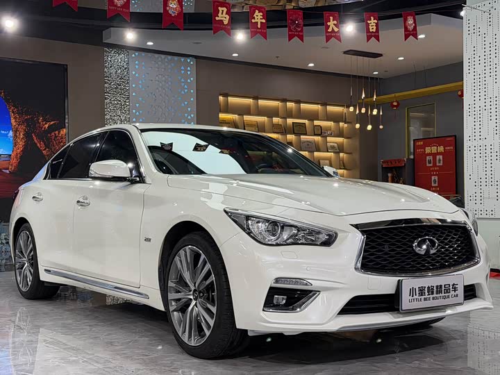 Фото 3 - Infiniti Q50L