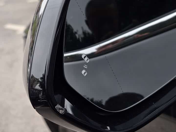 Фото 3 - Hongqi HS5