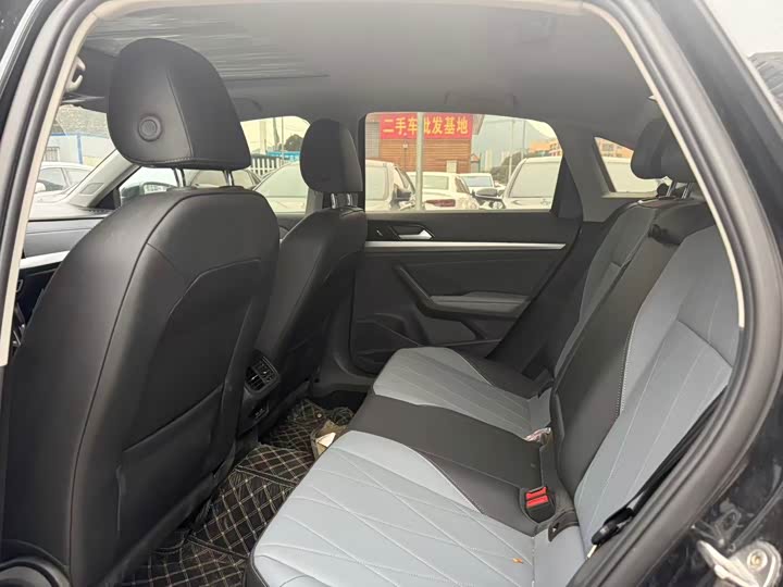 Фото 5 - Volkswagen Lavida