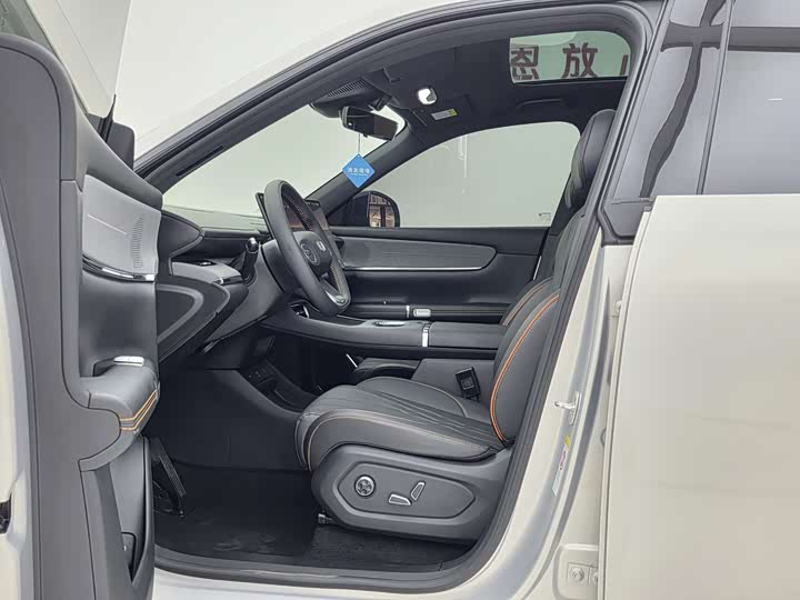 Фото 9 - Changan Qiyuan (Nevo) Q07