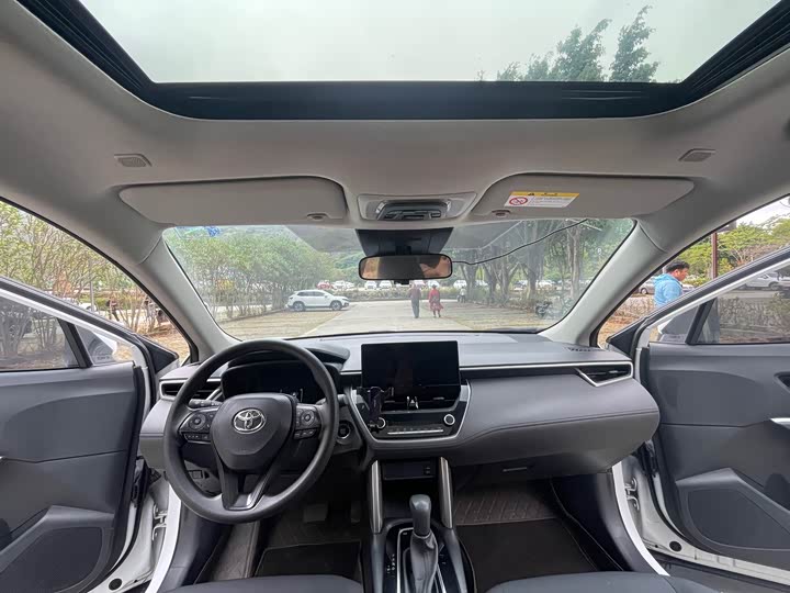 Фото 7 - Toyota Corolla Cross