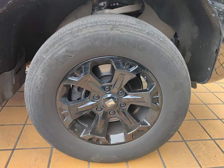 Фото 6 - Tank 400 Hybrid