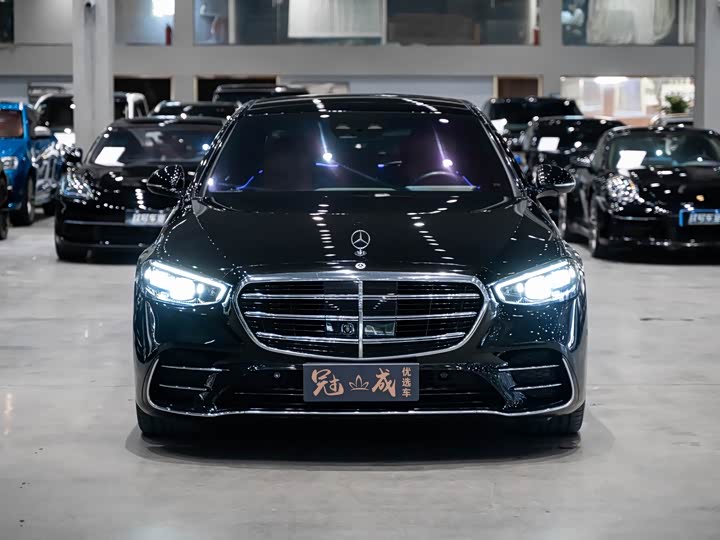 Фото 3 - Mercedes-Benz S-Class