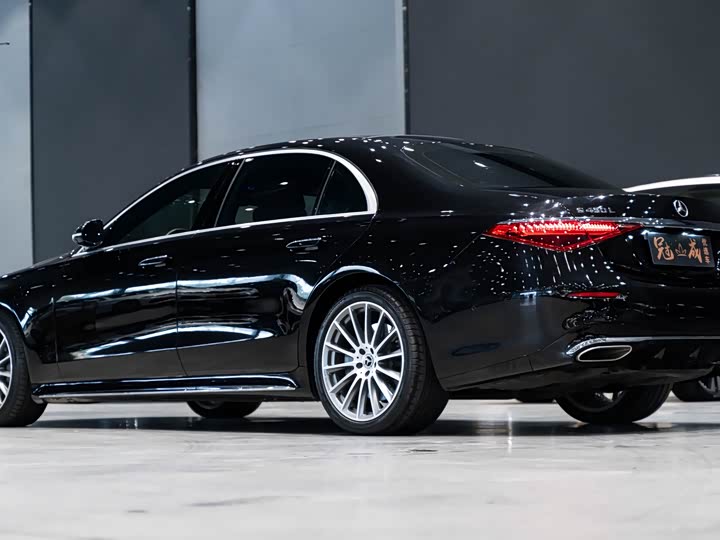 Фото 5 - Mercedes-Benz S-Class