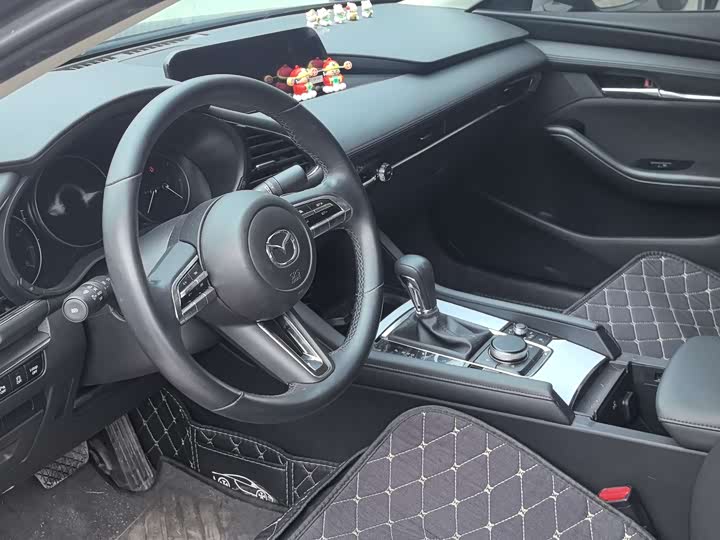 Фото 5 - Mazda 3 (Axela)