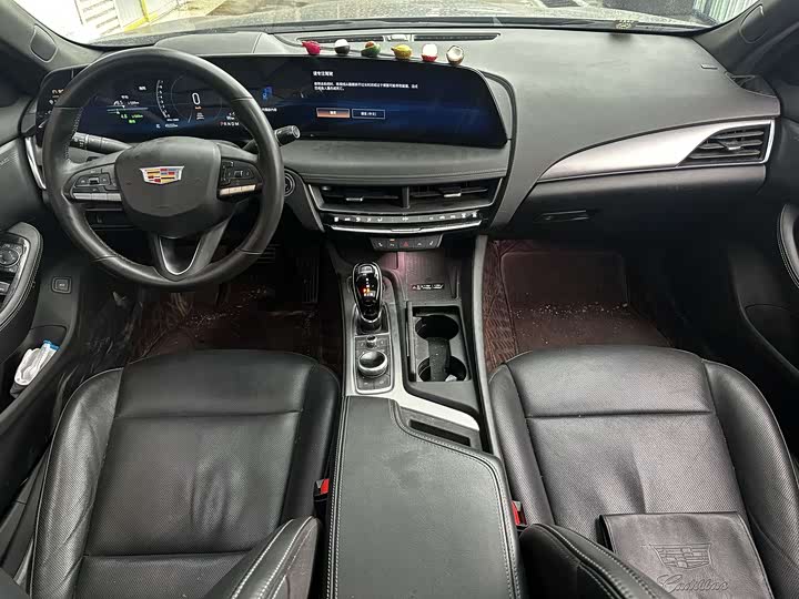 Photo 8 - Cadillac CT5