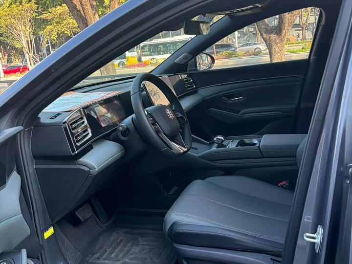 Фото 3 - BYD Qin L