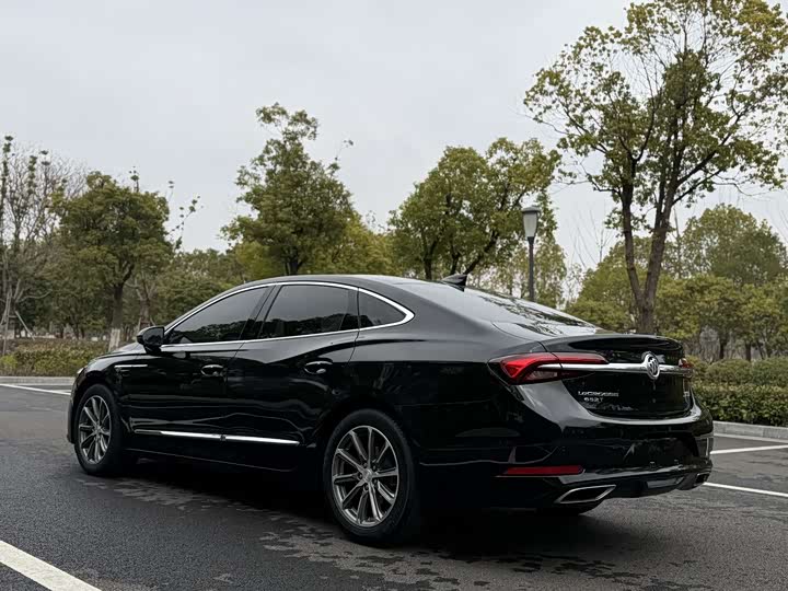 Фото 5 - Buick LaCrosse