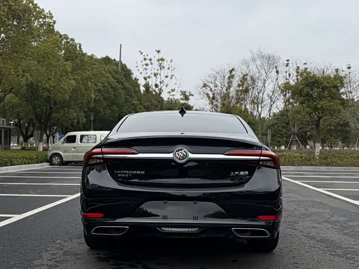 Фото 6 - Buick LaCrosse