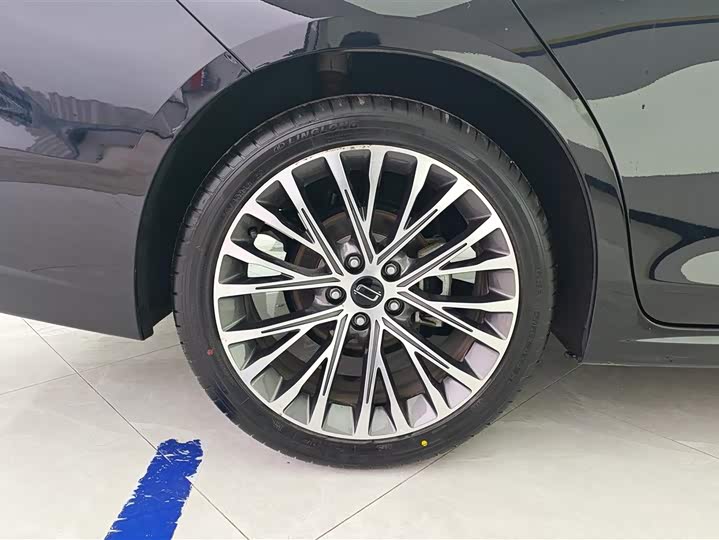 Photo 6 - Bestune B70