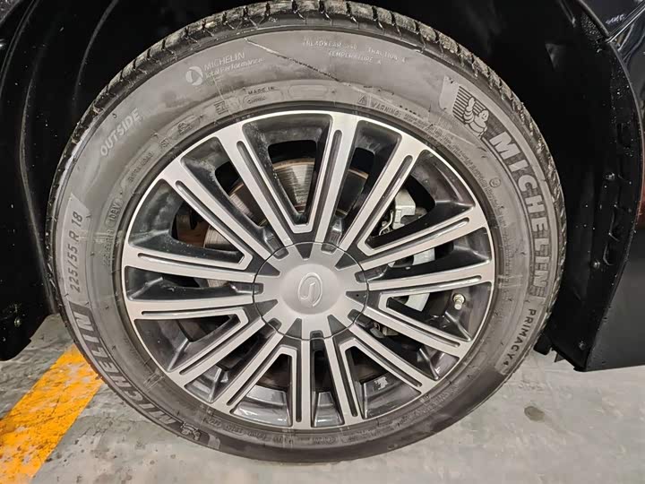 Фото 4 - GAC Trumpchi M8