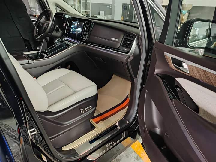 Фото 5 - GAC Trumpchi M8