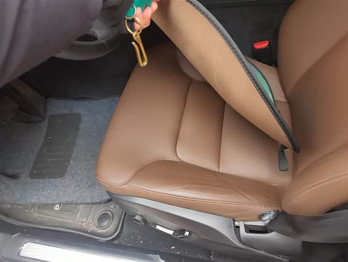 Фото 9 - Volvo XC60