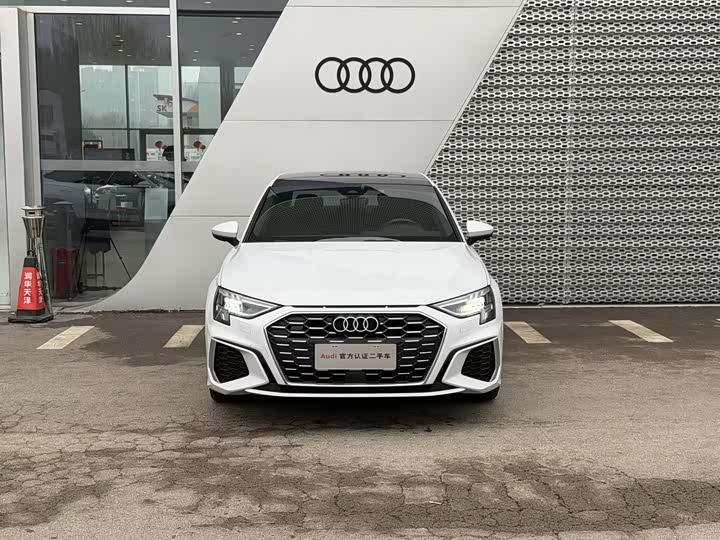 Фото 2 - Audi A3