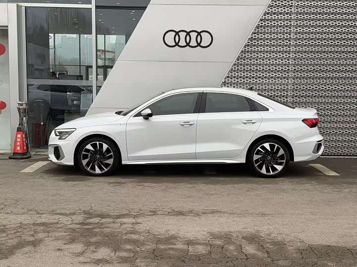 Фото 3 - Audi A3