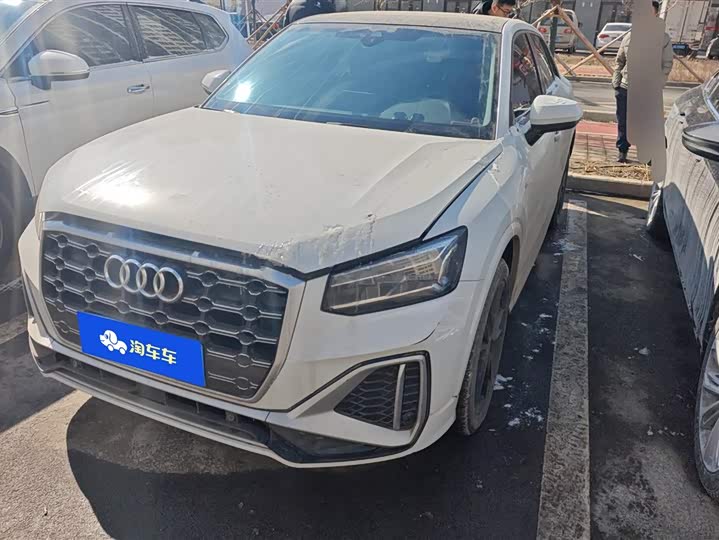 Фото 1 - Audi Q2L