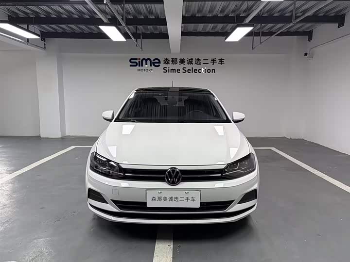 Фото 2 - Volkswagen Polo