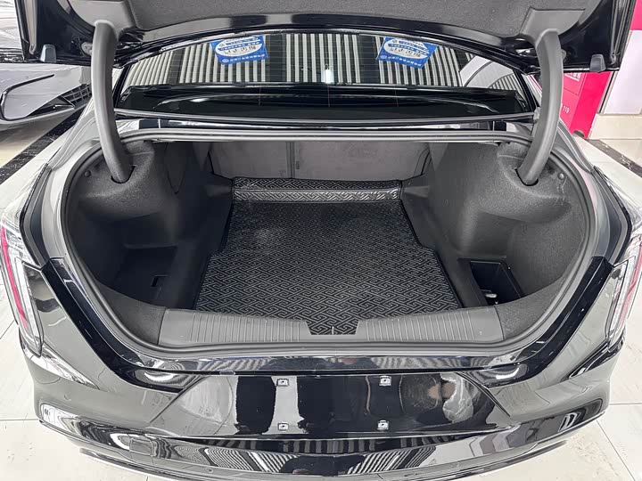 Фото 7 - Cadillac CT4