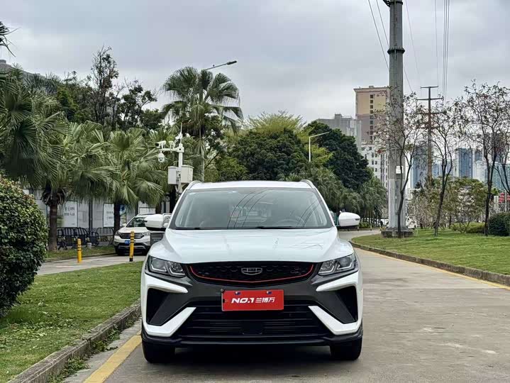 Фото 2 - Geely Coolray