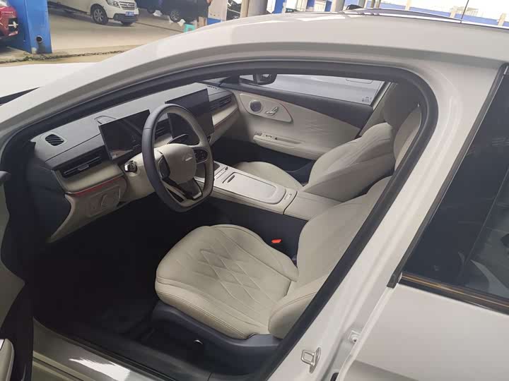 Фото 4 - Chery Fulwin A8L