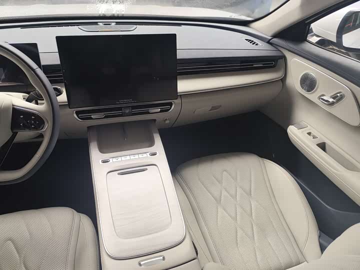 Фото 8 - Chery Fulwin A8L