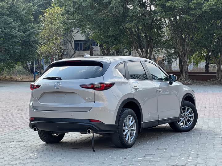 Photo 6 - Mazda CX-5