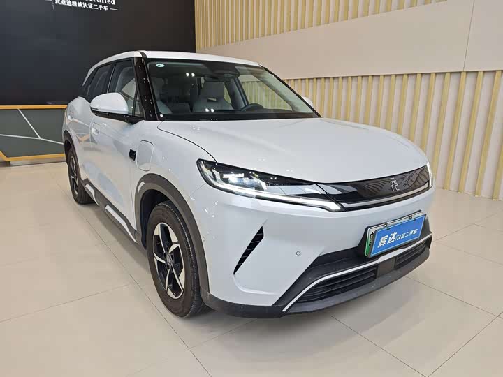 Фото 3 - BYD Yuan Up