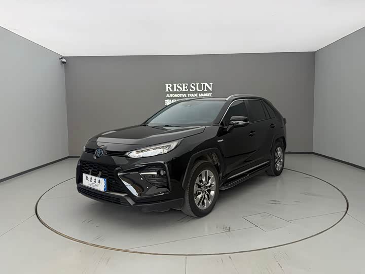 Photo 1 - Toyota Wildlander