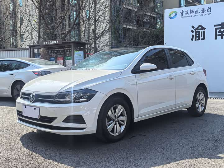 Фото 1 - Volkswagen Polo