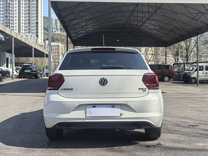 Фото 4 - Volkswagen Polo