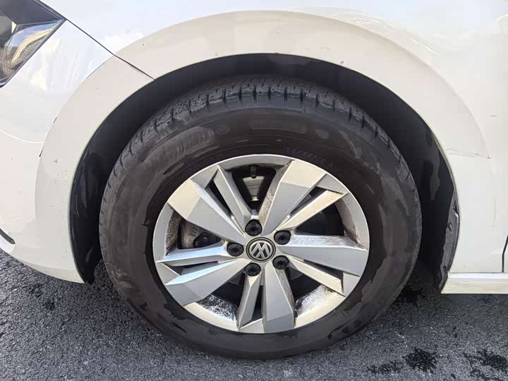 Фото 8 - Volkswagen Polo