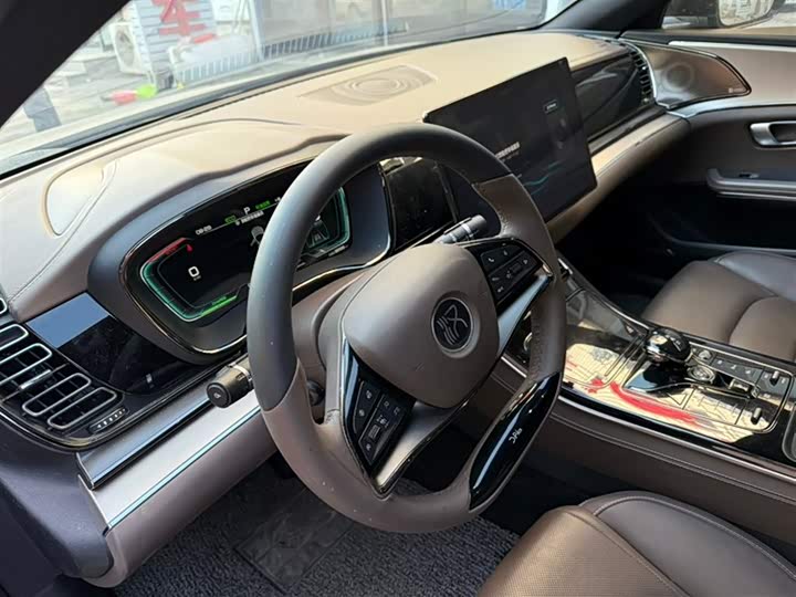 Фото 4 - BYD Han