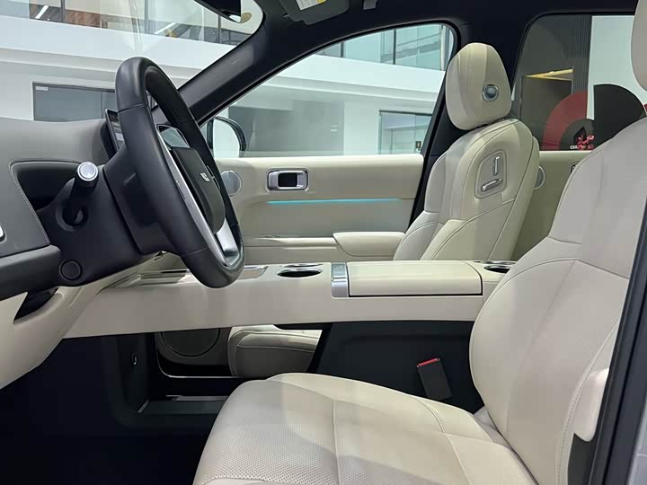 Фото 4 - LiXiang L9