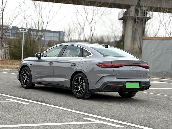 Фото 4 - BYD Qin L