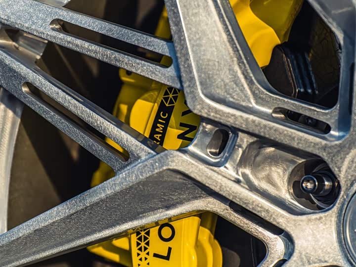 Фото 8 - Lotus Emeya