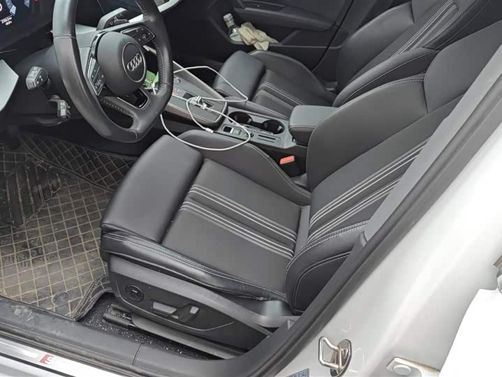 Фото 9 - Audi A3