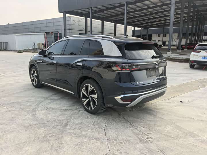 Photo 7 - Volkswagen ID.6 Crozz