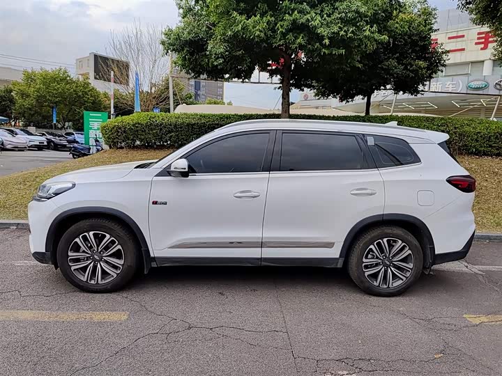 Фото 3 - Chery Tiggo 8