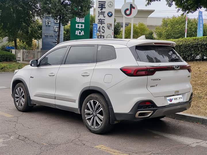 Фото 4 - Chery Tiggo 8