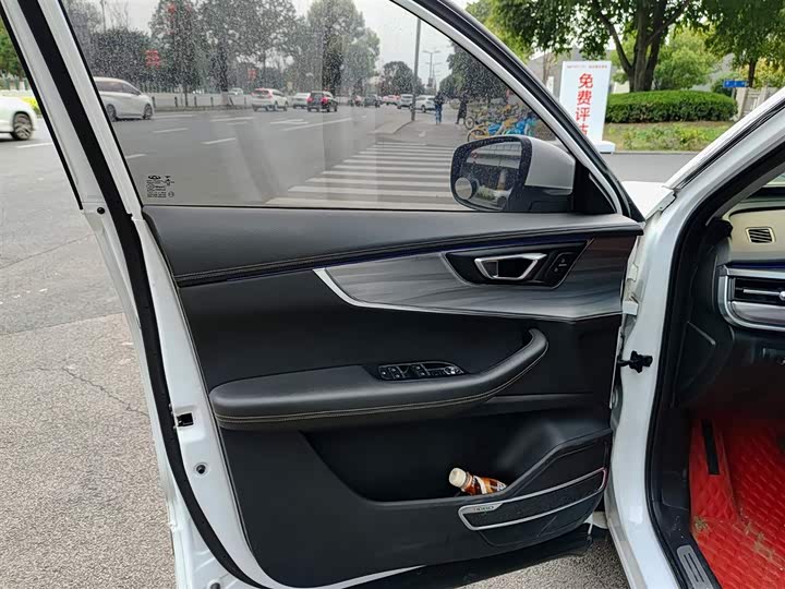 Фото 6 - Chery Tiggo 8