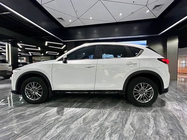 Photo 8 - Mazda CX-5