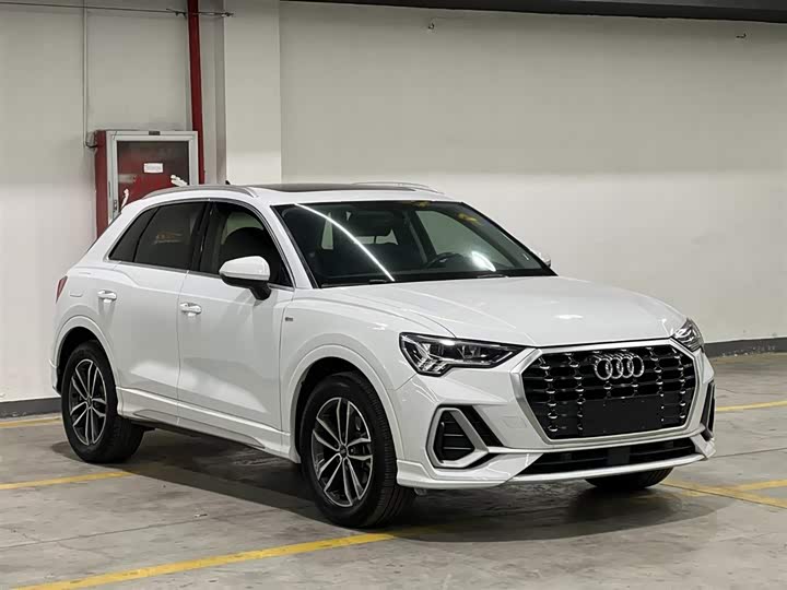 Фото 3 - Audi Q3