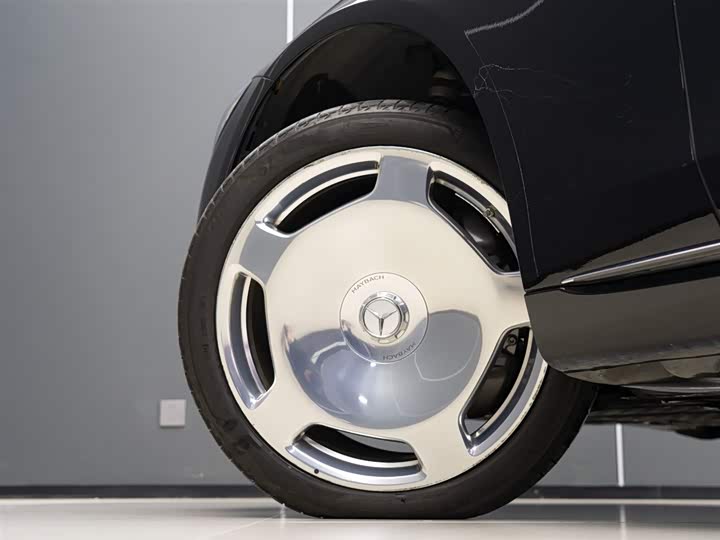 Фото 5 - Mercedes-Benz Maybach S-Class