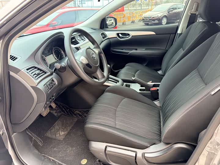 Фото 7 - Nissan Sylphy